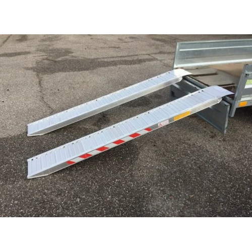 Rampes aluminium renforcé 2,5 m – 2000 kg sans rebords - TRAILERS EQUIPMENT