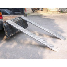 Miniature Jeu de 2 rampes alu droite perforée 2m50 - 1000kg N° 7