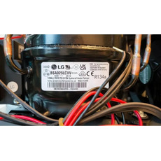 Miniature RÉFRIGÉRATEUR À COMPRESSEUR 50L - 12/24V & 230V - ENCASTRABLE - PUNDMANN N° 5